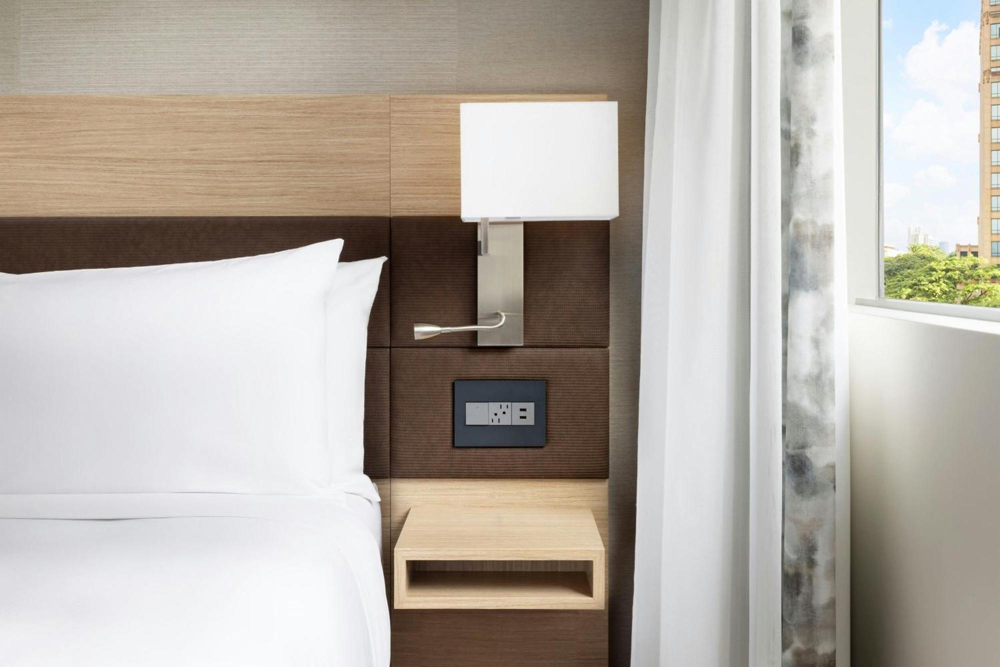 Ac Hotel By Marriott Honolulu Eksteriør bilde